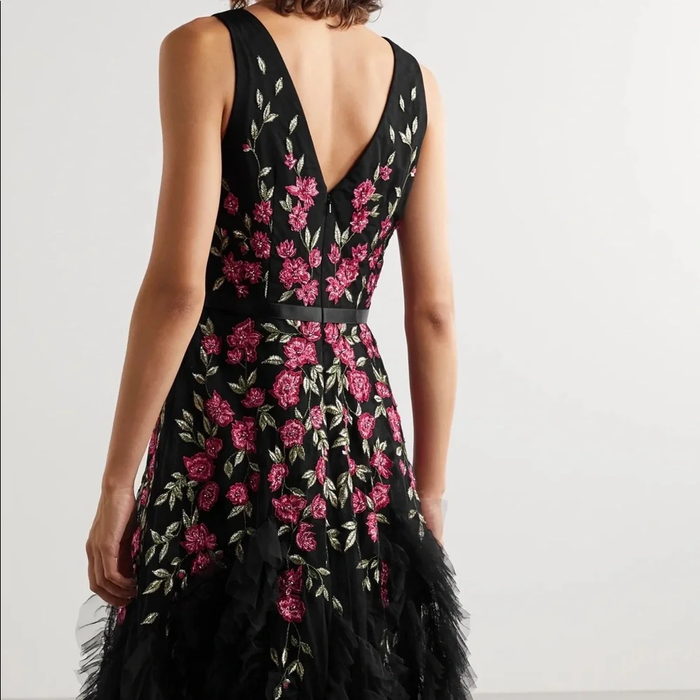 COPY - Dress Marchesa Notte - Picture 3 of 15